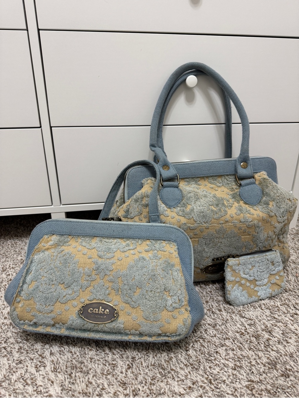 Petunia Pickle Bottom Cake Diaper Bag 3 Piece Set